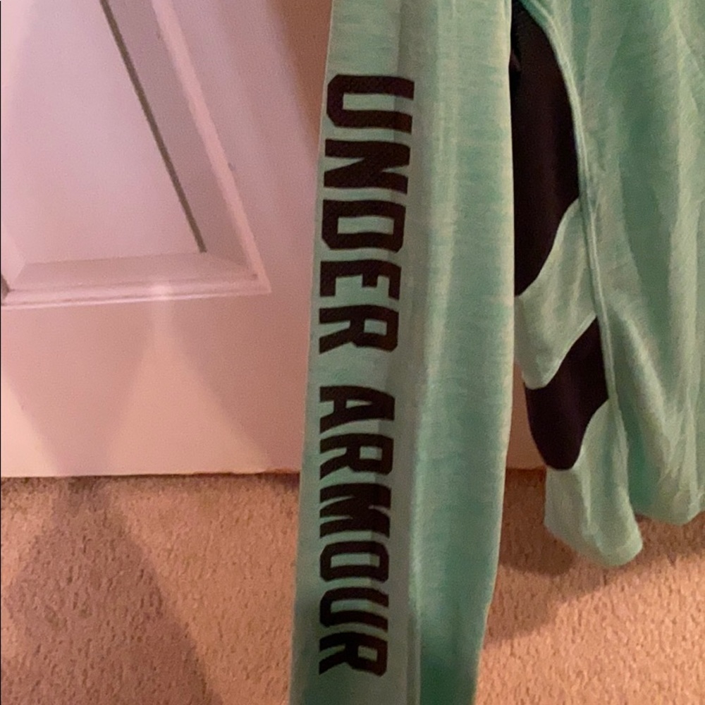 Under Armour Pullover - image 4